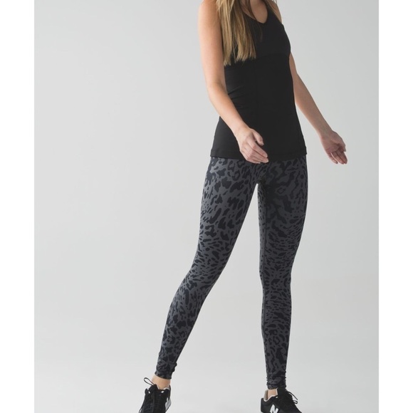 Lululemon Wunder Under Pant *Full-On Luon Animal Swirl Deep Coal Light 8 - Picture 10 of 11